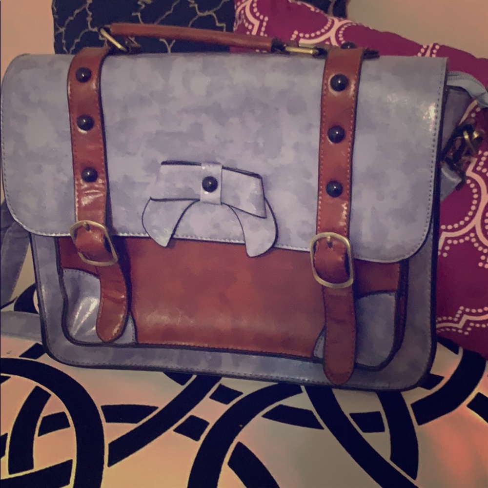 Hand bag
